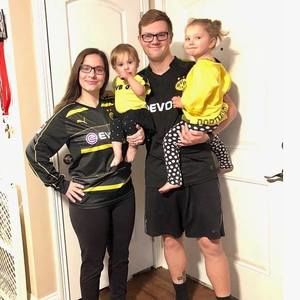 Meet your Posher, Cameron